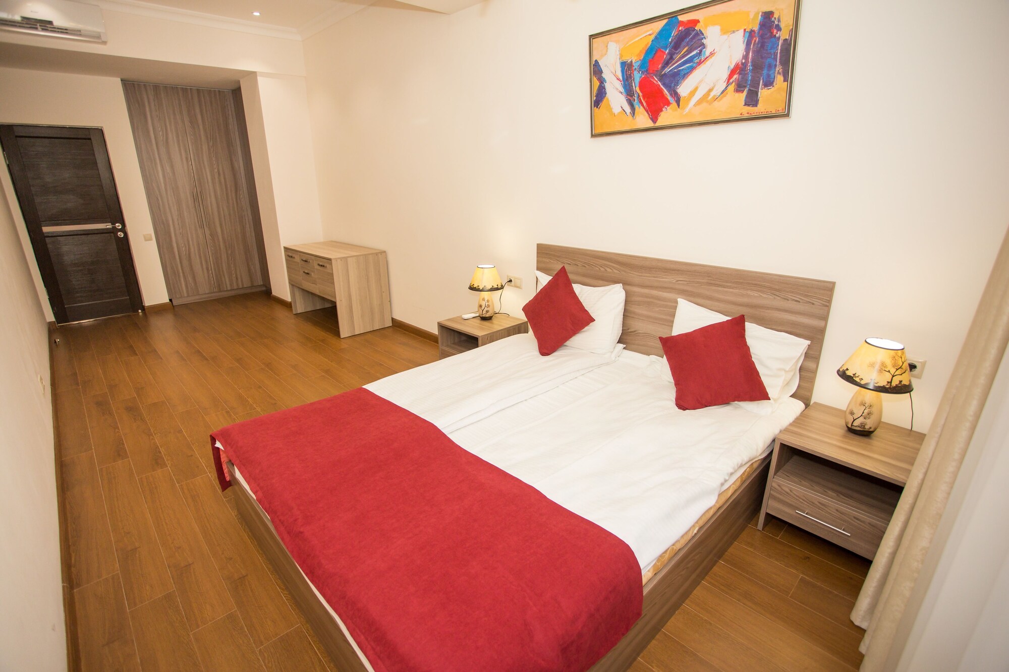 1 BEDROOM, DELUXE, APARTMENT