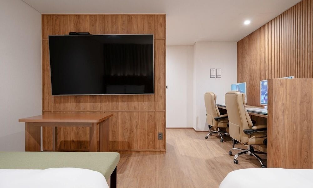 Dongtan Simjak Hotel 94/100