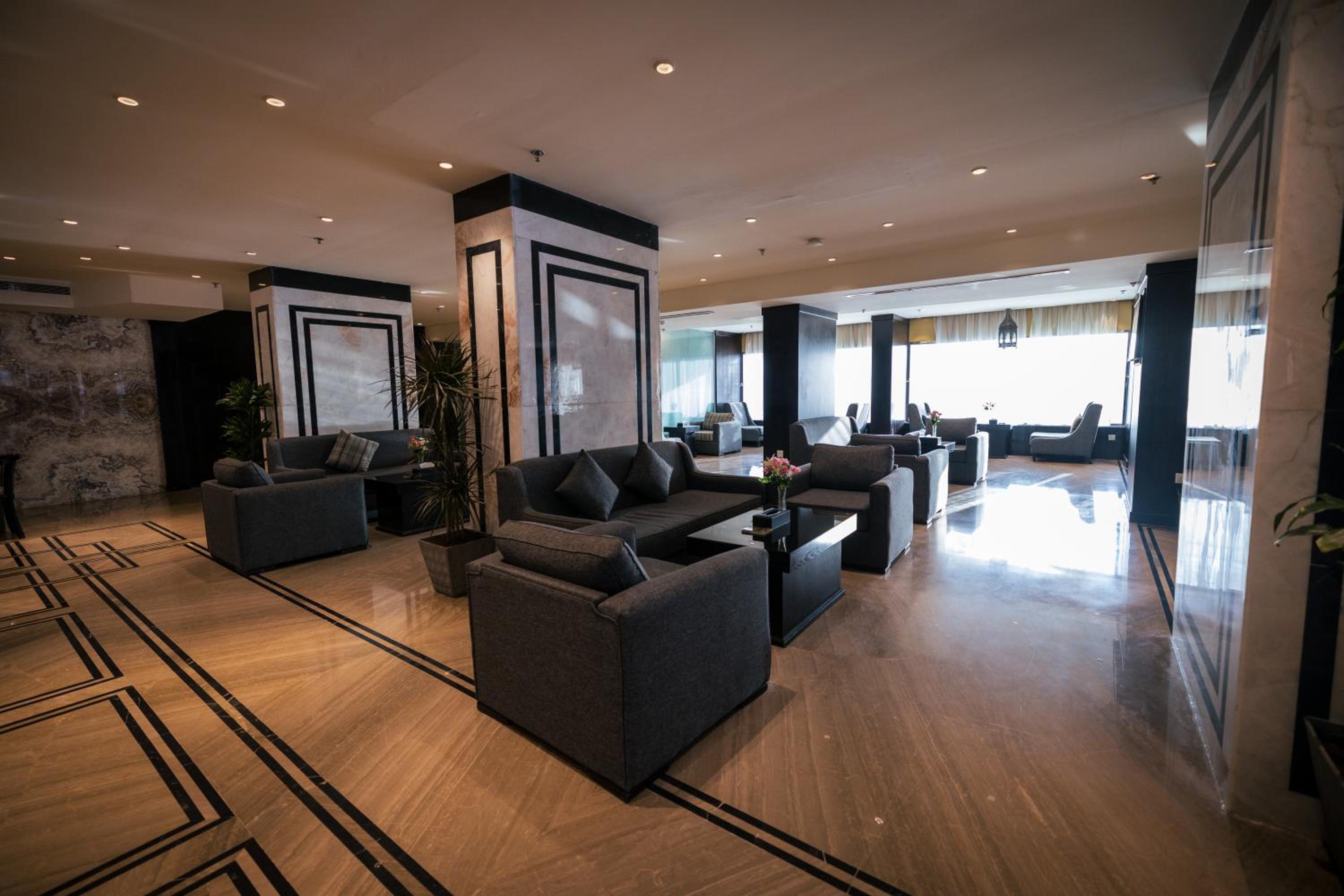 فندق بياب الحمراء(Hawada Hotel) 39/43