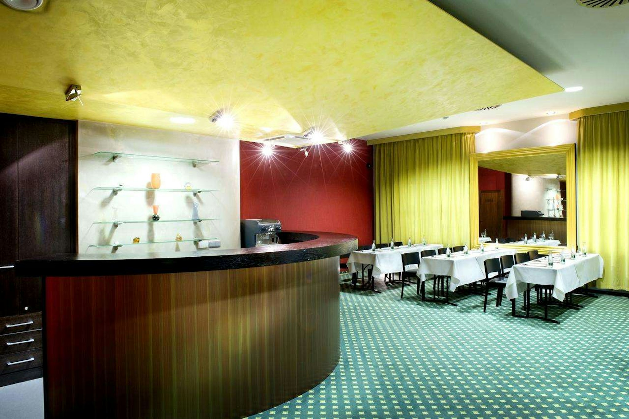 Dubna Skala Hotel 10/66