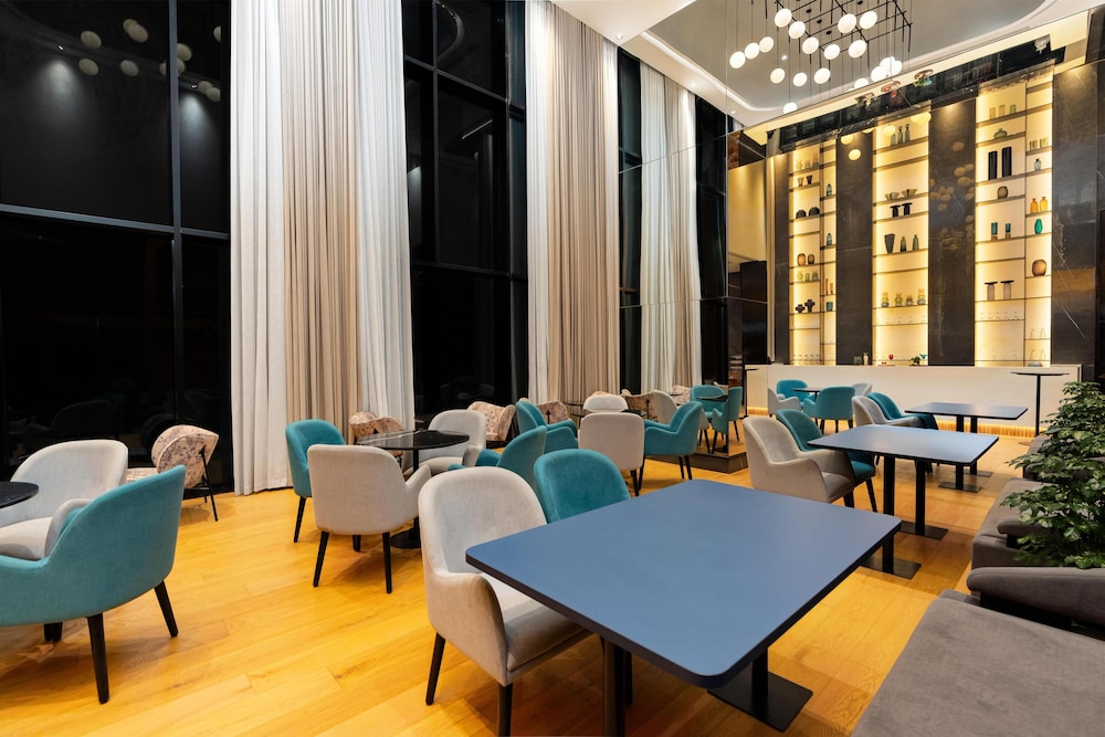 Radisson Hotel Prayagraj 40/50