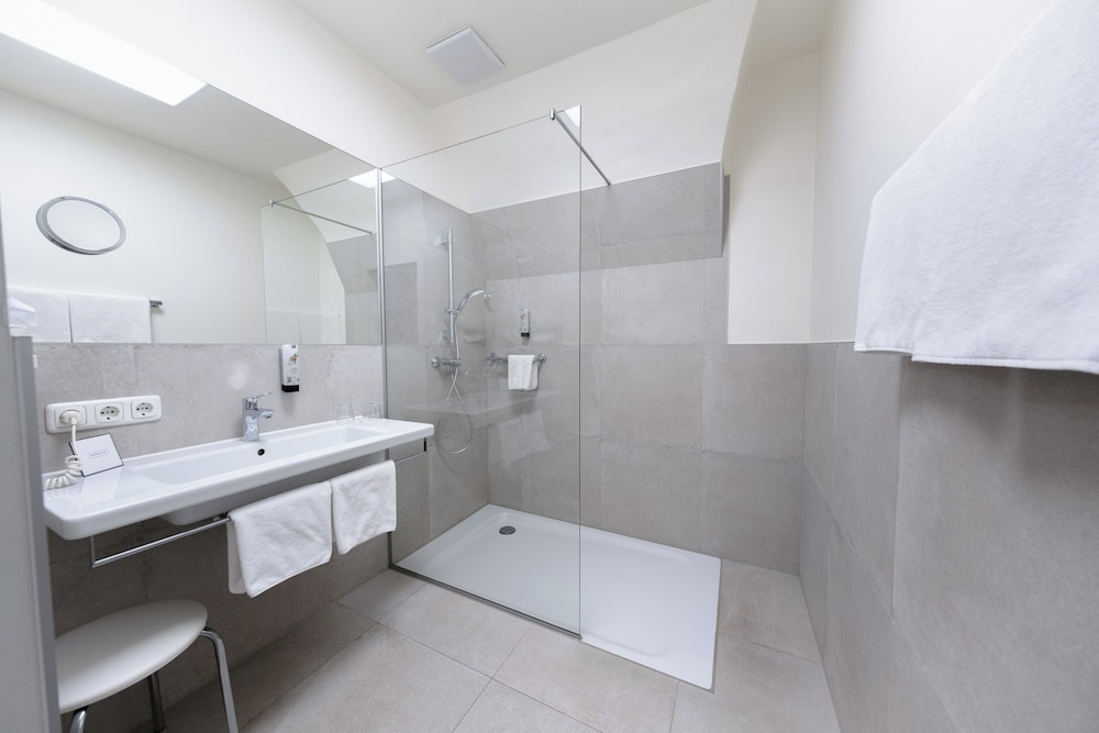 Austria Classic Hotel Wolfinger 50/50
