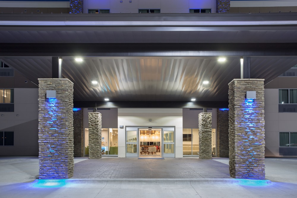 Holiday Inn Express And Suites Lincoln I 80 1/60