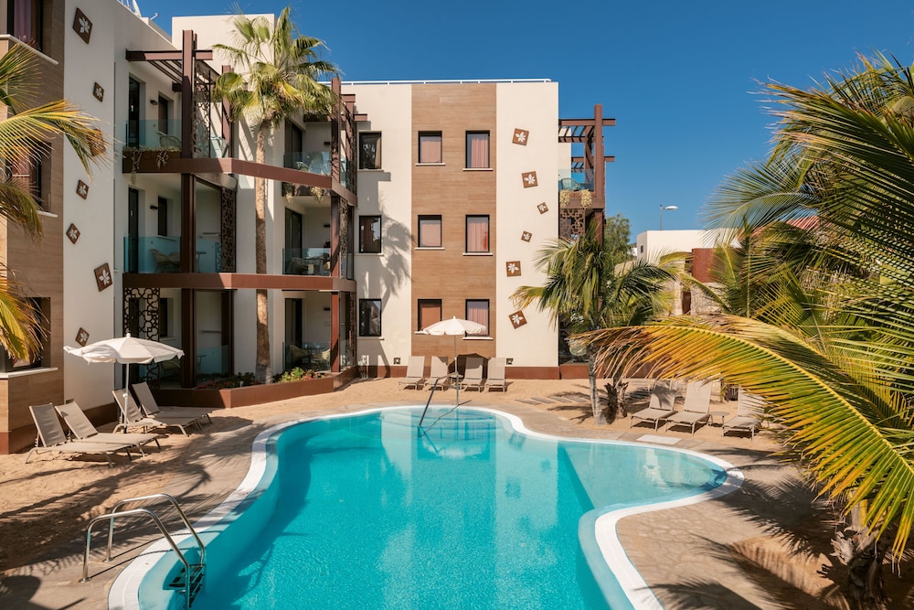 Alhambra Boutique by TAM Resorts 40/50