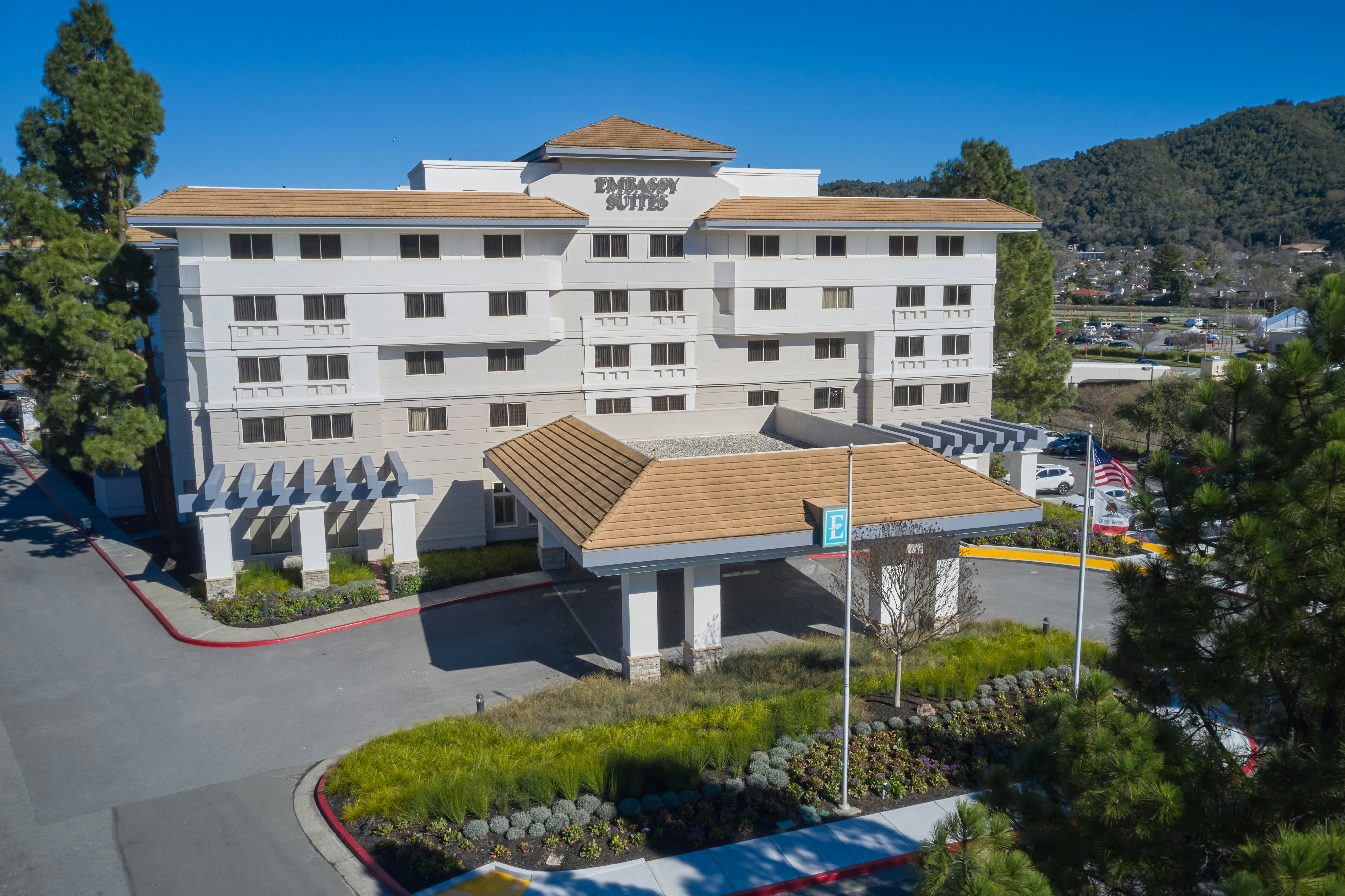 Embassy Suites by Hilton San Rafael at Marin Center 6/64