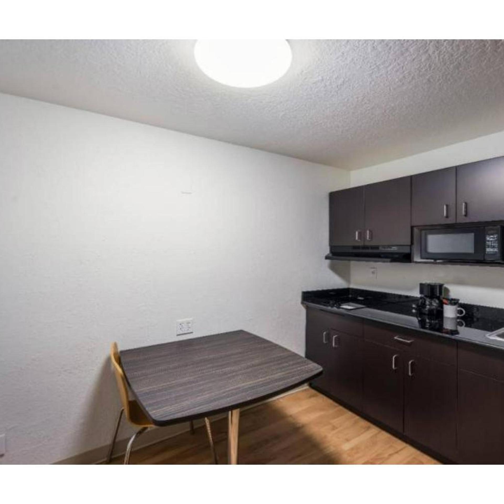 Studio6 Irving, TX - Irving DFW Airport East 22/34