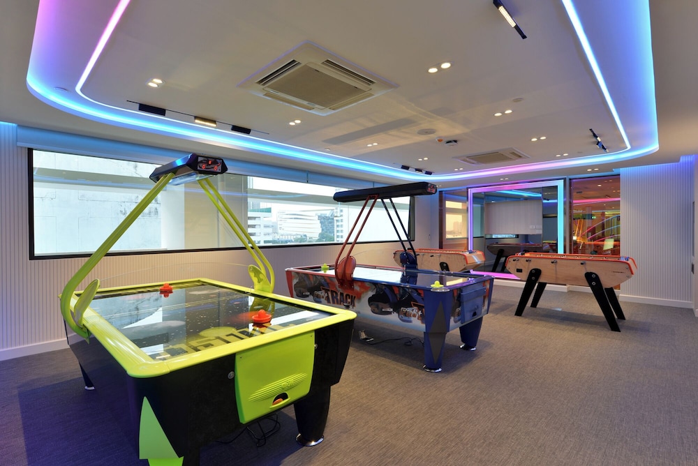 Centre Point Plus Hotel Silom 49/76