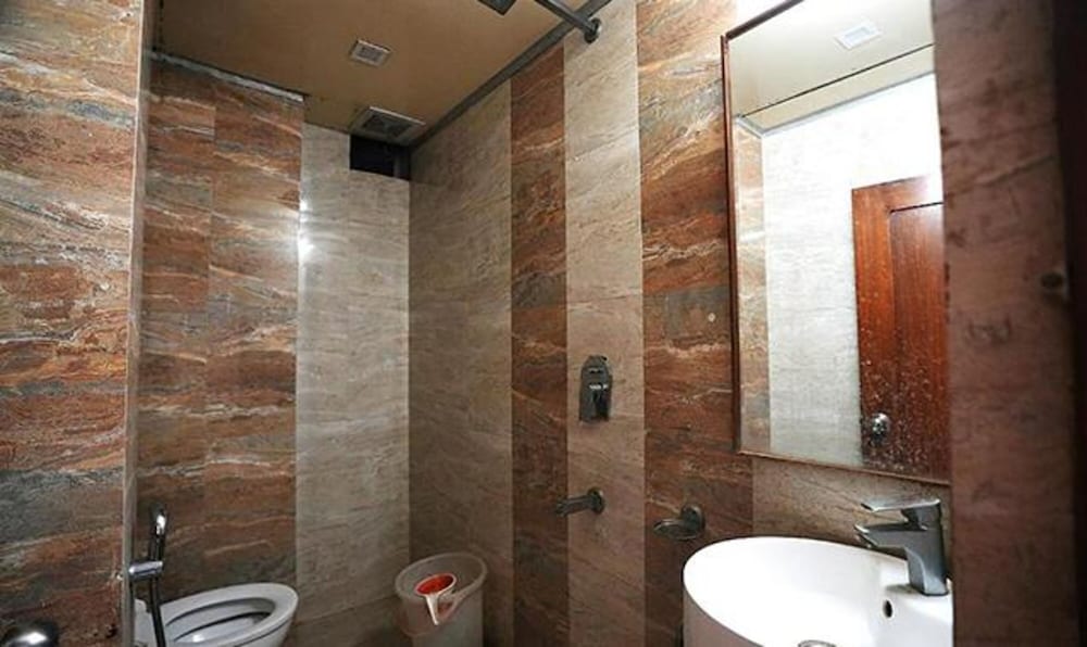 Hotel Madurai 44/48