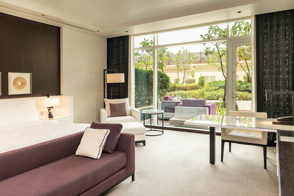 Le Meridien Dubai Hotel and Conference Centre 42/77