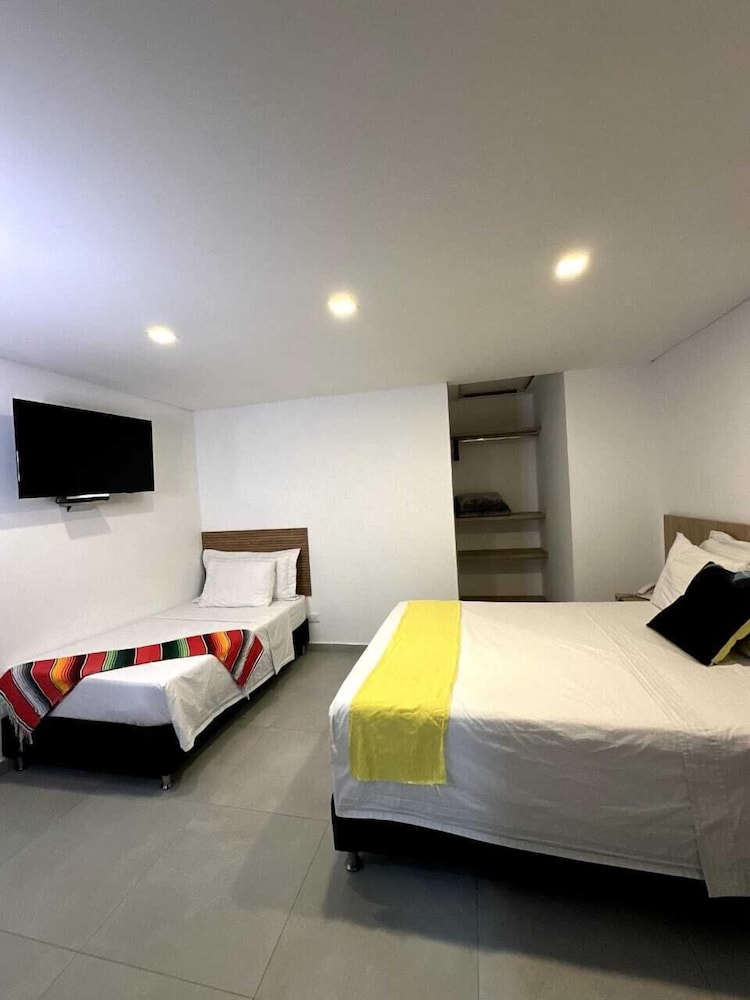 Hotel Zona Verde 5/43