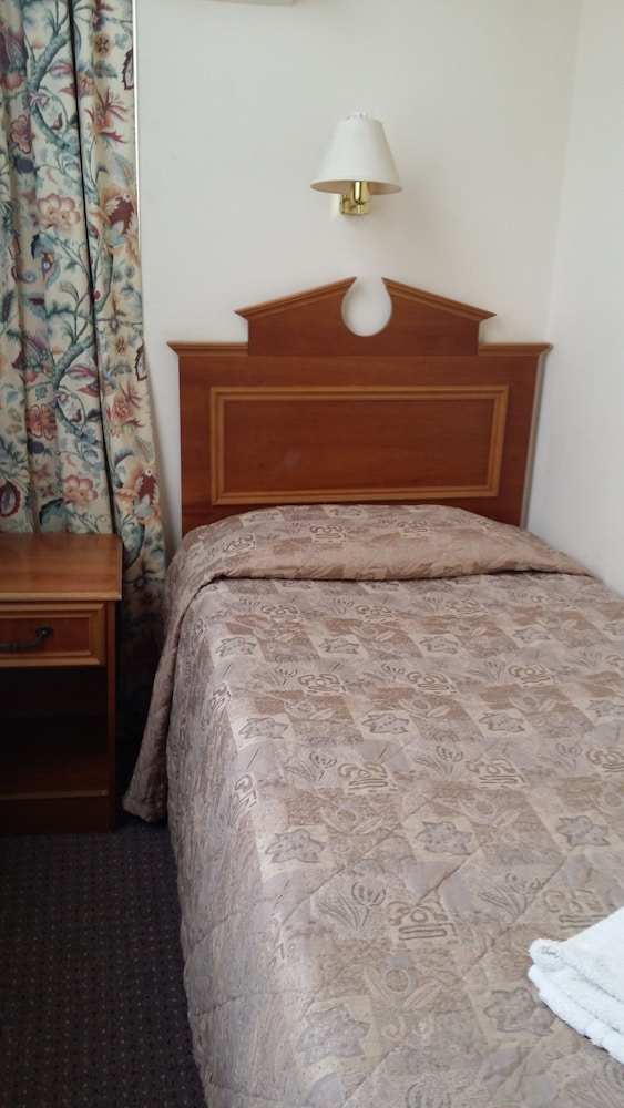 Pembridge Palace Hotel 6/50