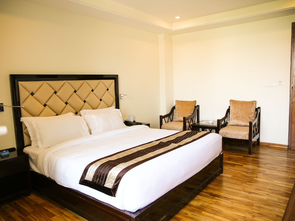 Hotel Boulevard، Dehradun 6/24