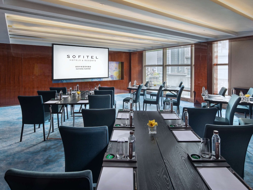 SOFITEL GUIYANG HUNTER 43/54