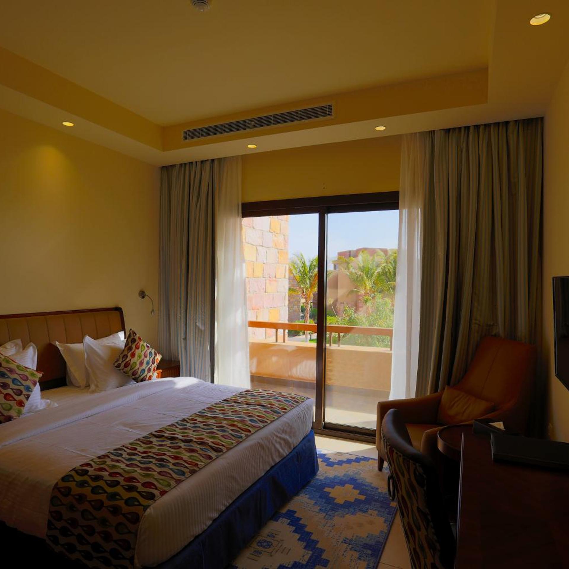 Royal L'azure Resort 17/55