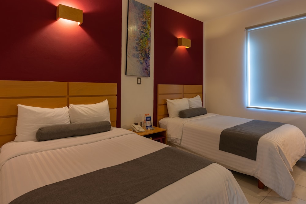 Mexico Inn Express Salamanca 25/68