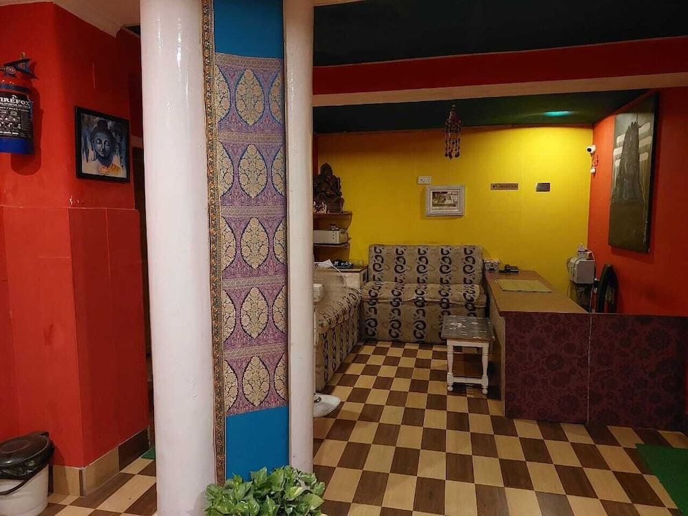 Tara Guest House 13/68