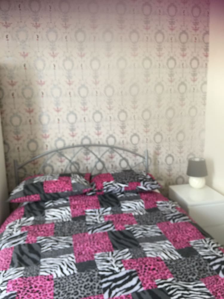 Trentham Private Hotel 25/50