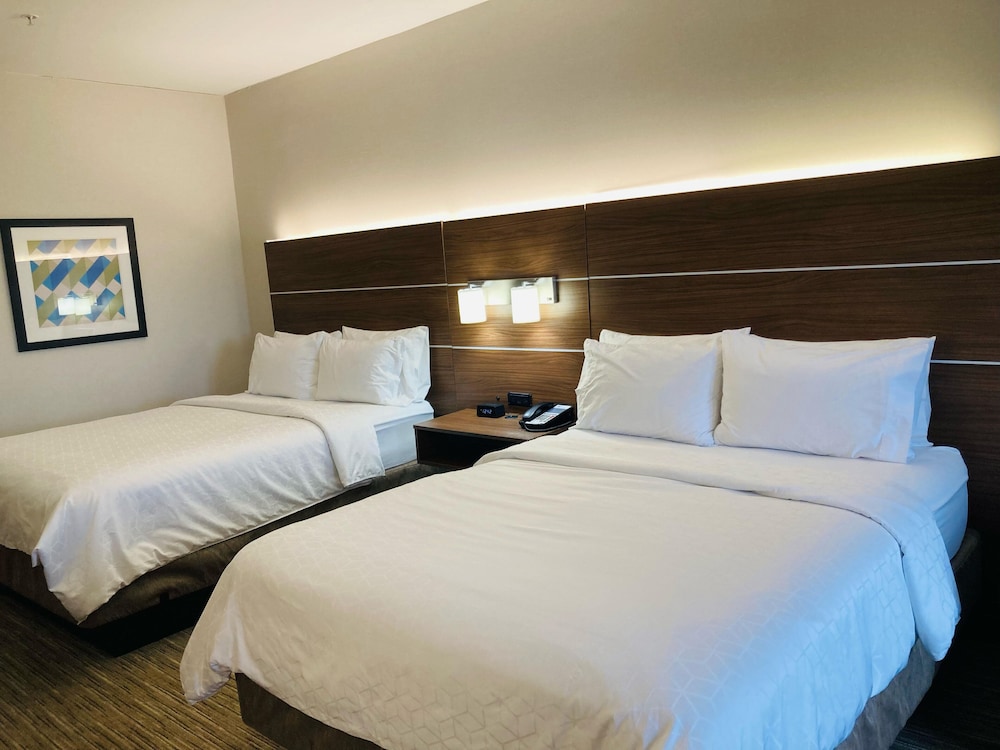 Holiday Inn Express Hotel And Suites Abilene Mall South 26/75