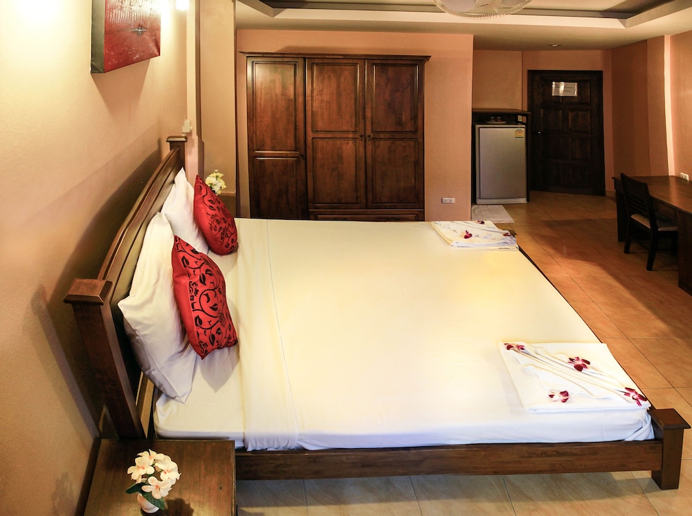 Zen Rooms Soi Paradise Patong 22/29
