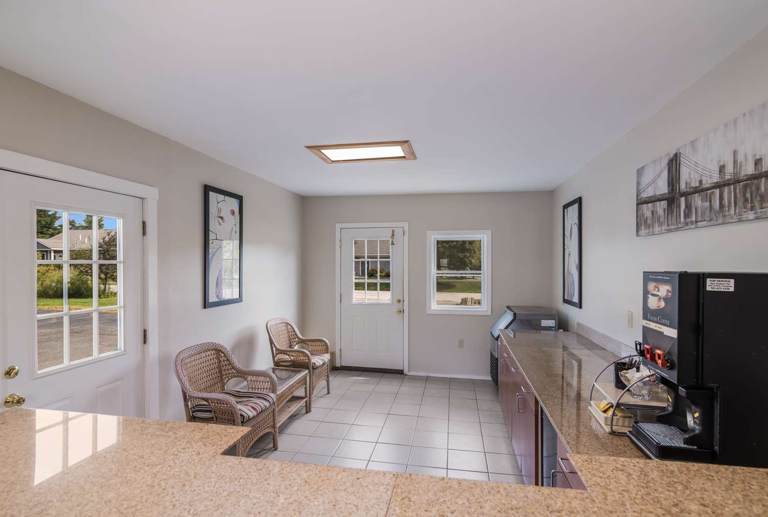 Americas Best Value Inn-Scarborough/Portland 25/38