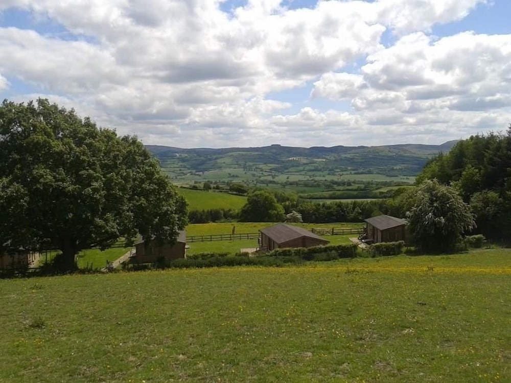 Long Mountain Centre 18/34