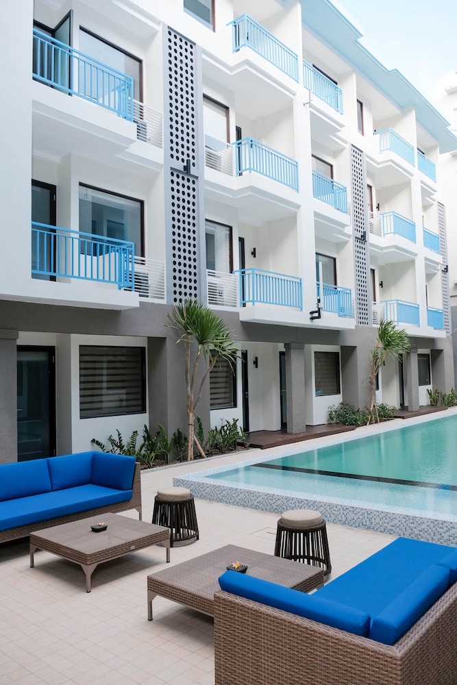 Bloo Bali Hotel 5/38