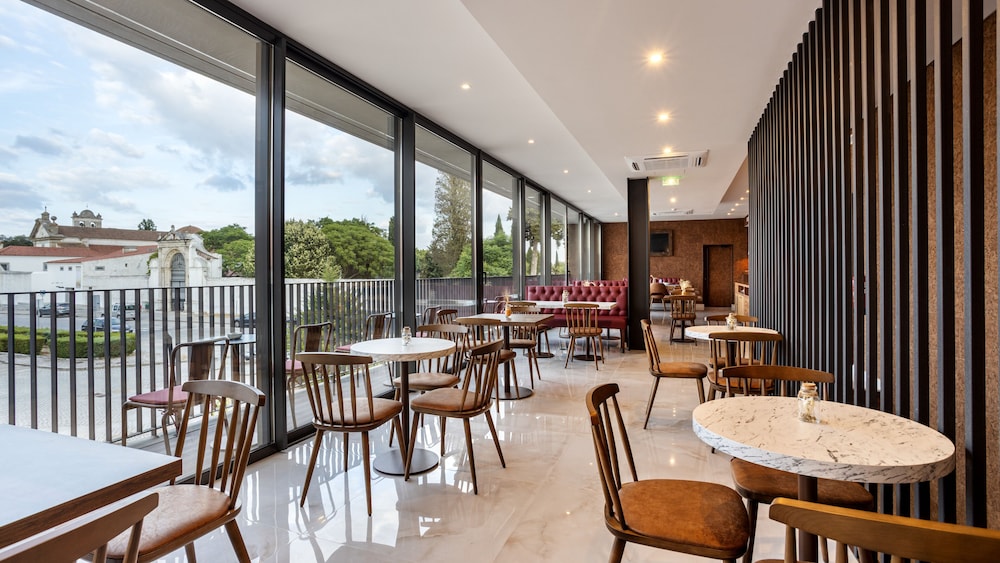 Evora O Cante Hotel 57/68
