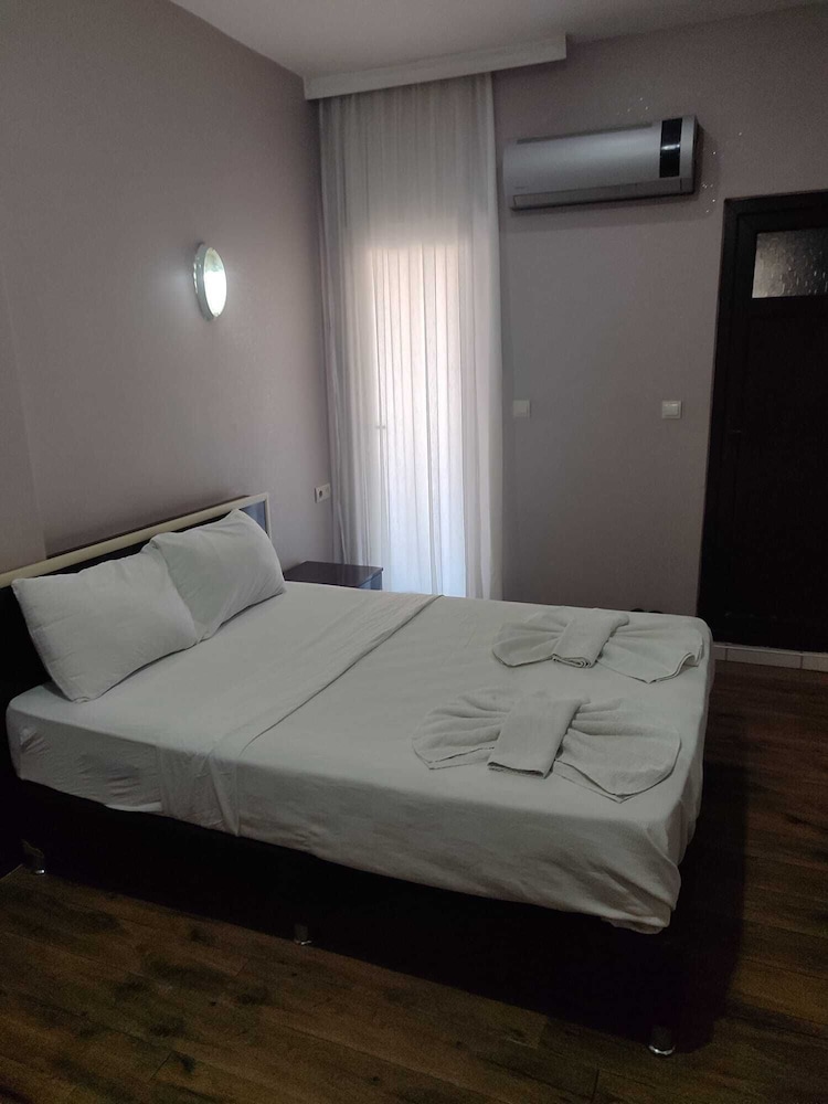 STANDARD, DOUBLE BED