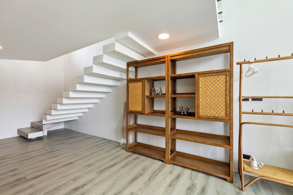 Zen Style Pool Access Townhouse 24/50