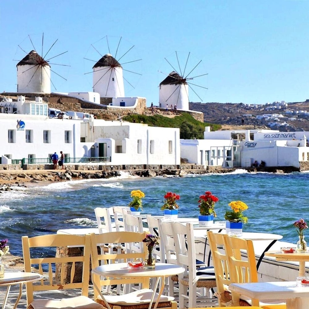Mykonian Breeze 41/50
