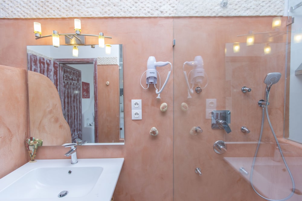 Elaiolithos Luxury Retreat Naxos 24/24