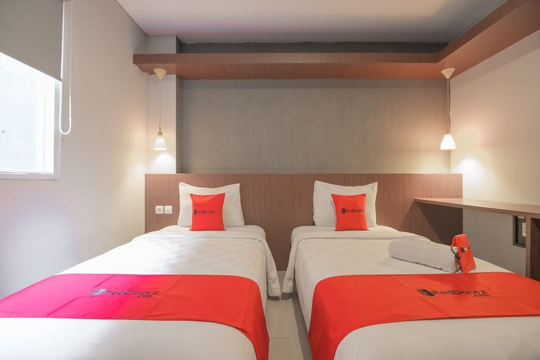 Reddoorz, Twin Beds