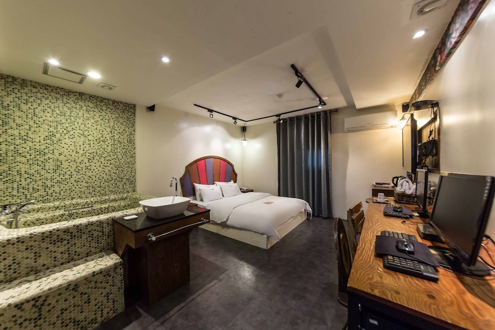 Hotel Yaja Yeongdeungpo 10/50