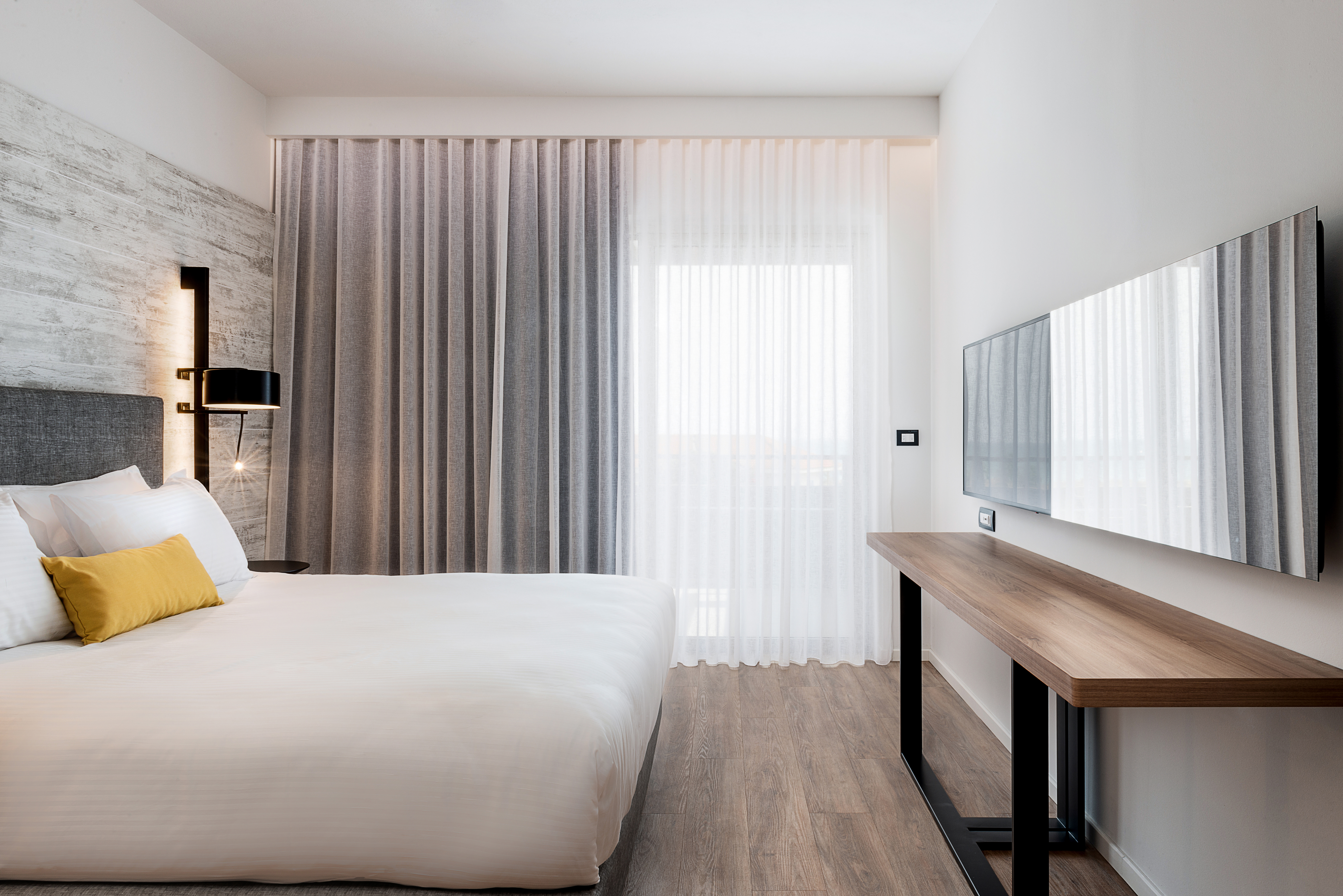 FAMILY SUITE SIDE SEA VIEW