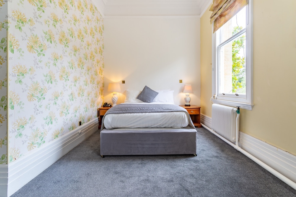 STANDARD, DOUBLE BED