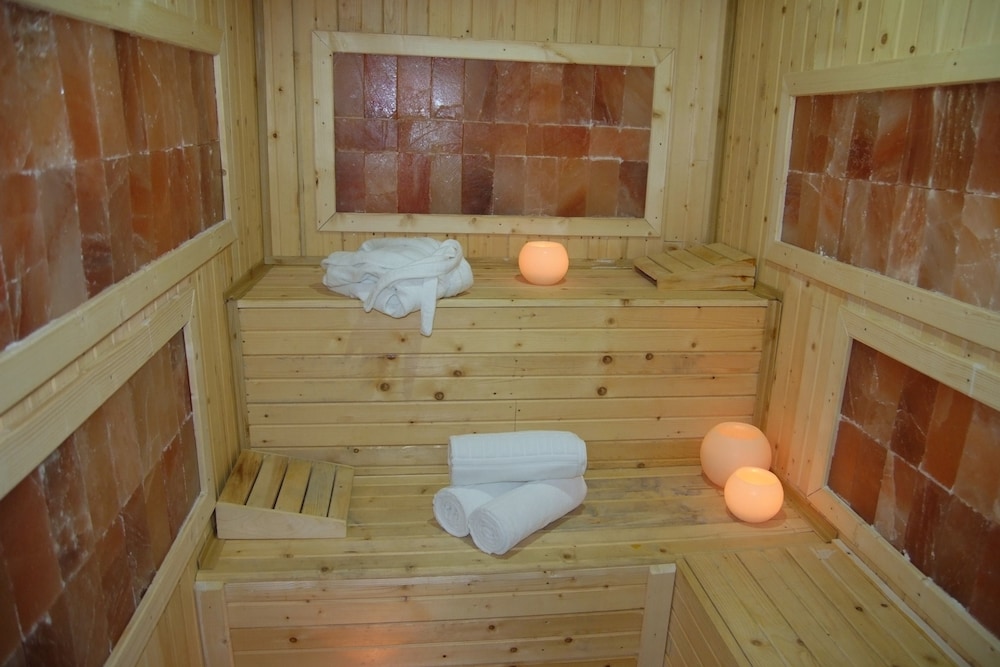 Silver Hotel Conference And Spa 13/21