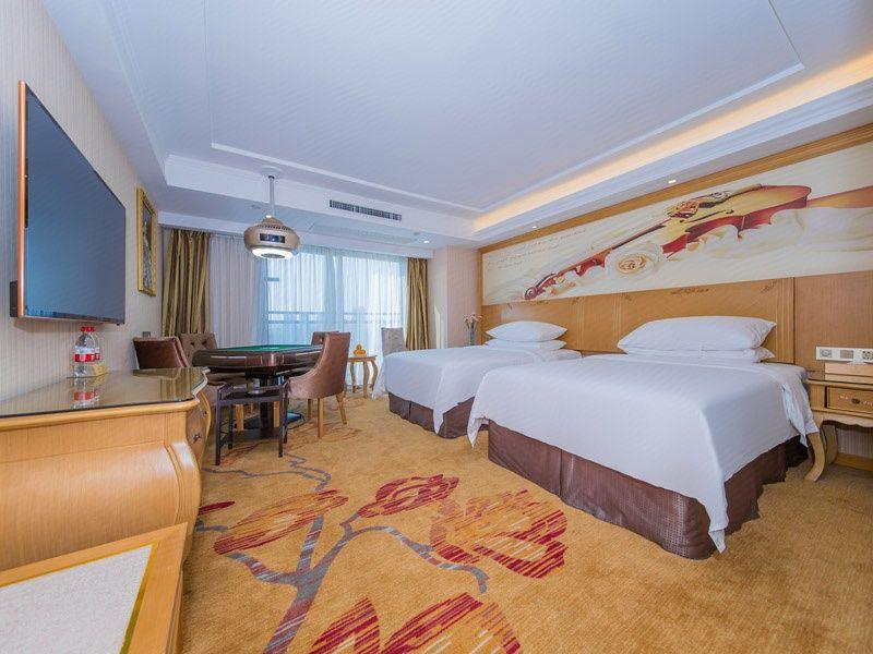 Vienna International Hotel (Wuhan Polar Ocean World) 26/50