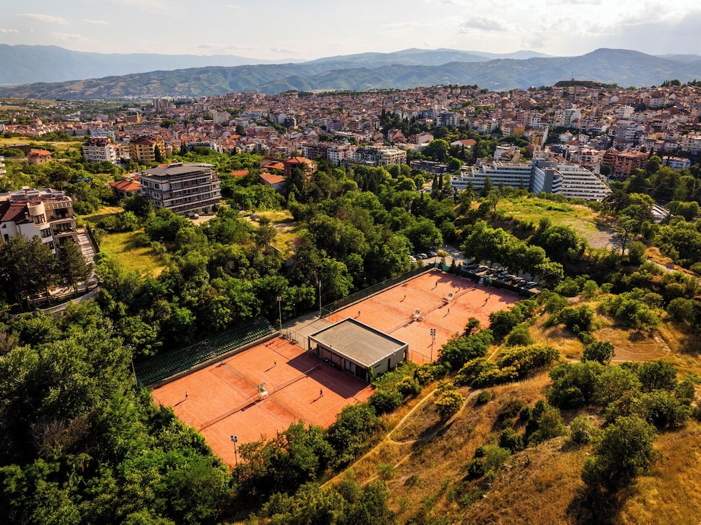 Interhotel Sandanski 44/48