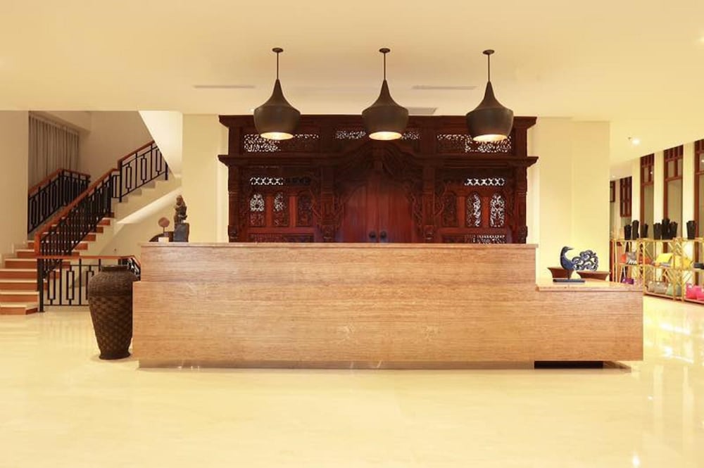 Wimarion Hotel Semarang 8/40