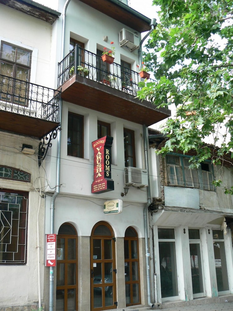 Hotel Varusha 5/43