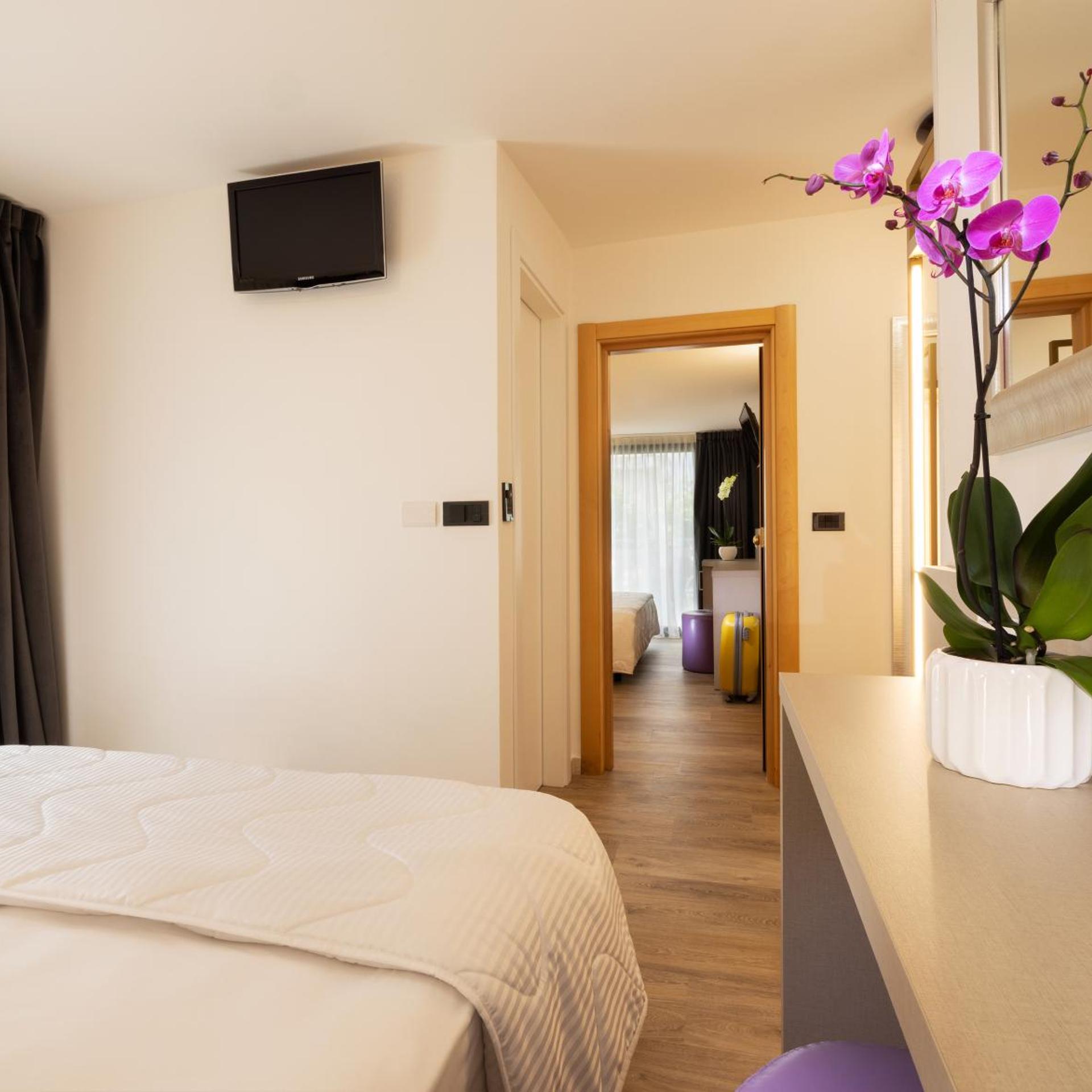 Hotel Castellucci 18/50
