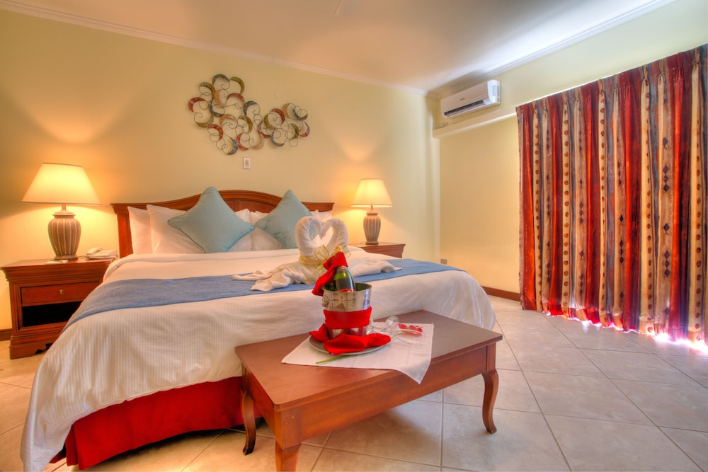 Cara Hotels Trinidad 14/44