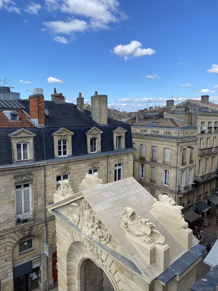 Hotel Madame 36/50