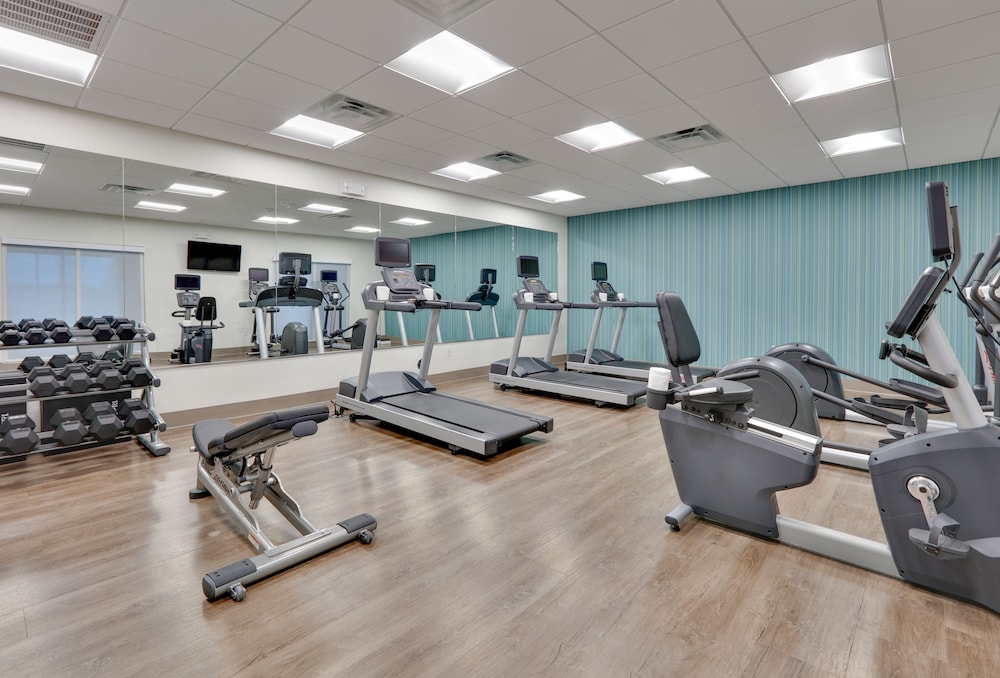 Holiday Inn Express And Suites Plano East 27/48