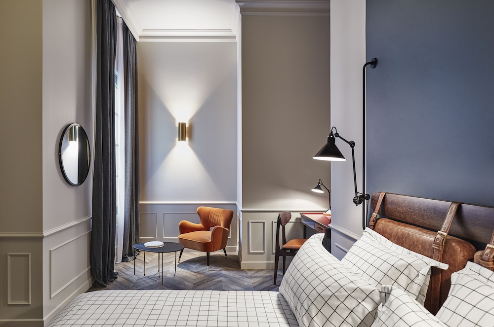 The Hoxton Paris 21/65