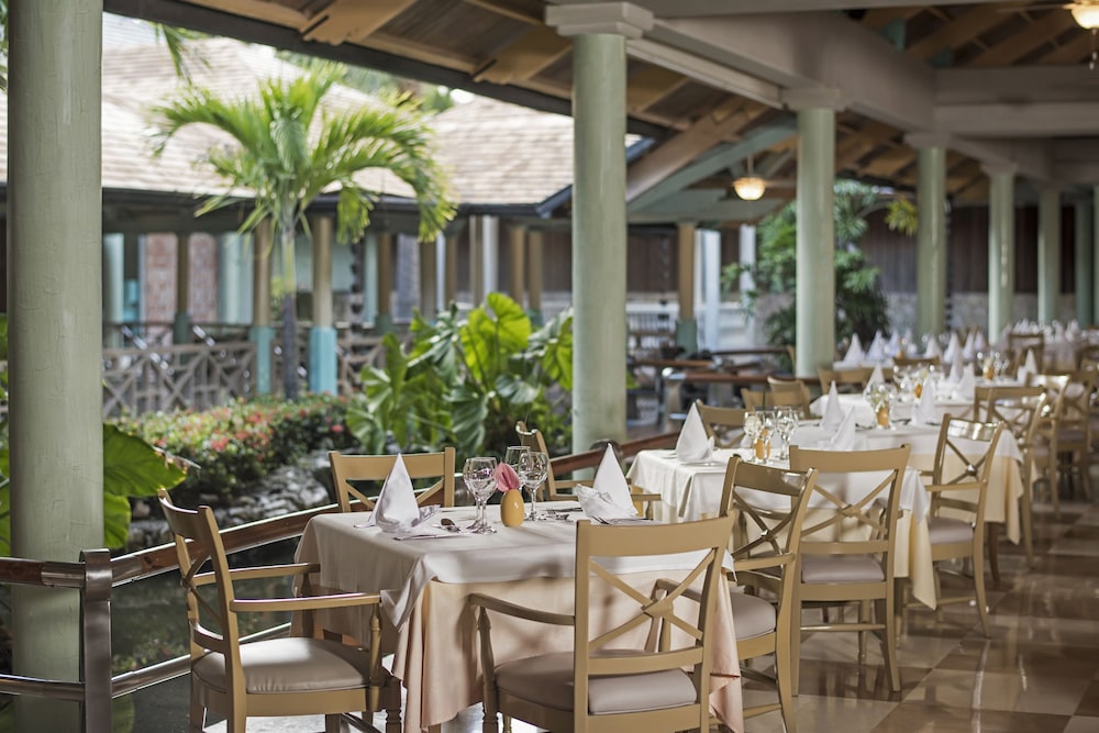 Iberostar Selection Bavaro Suites 34/49