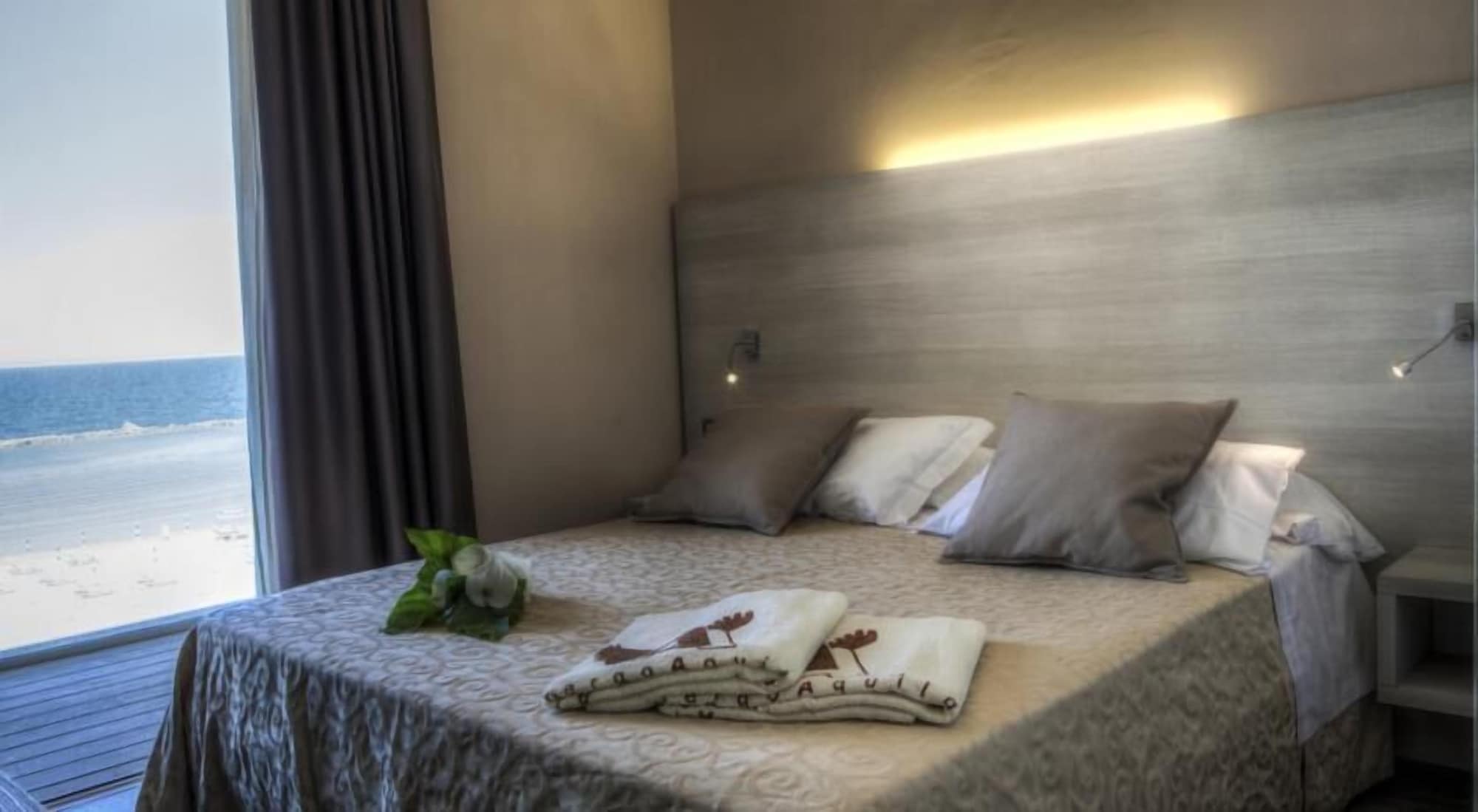 SUPERIOR, DOUBLE BED, OCEAN VIEW