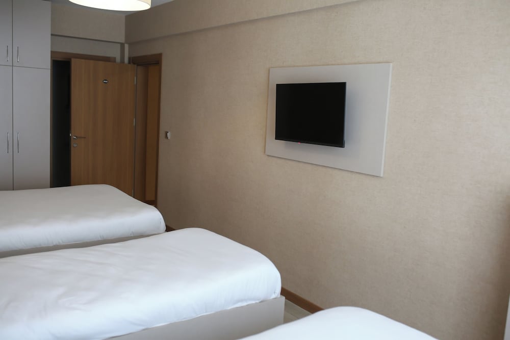 Otel Cinas 12/36