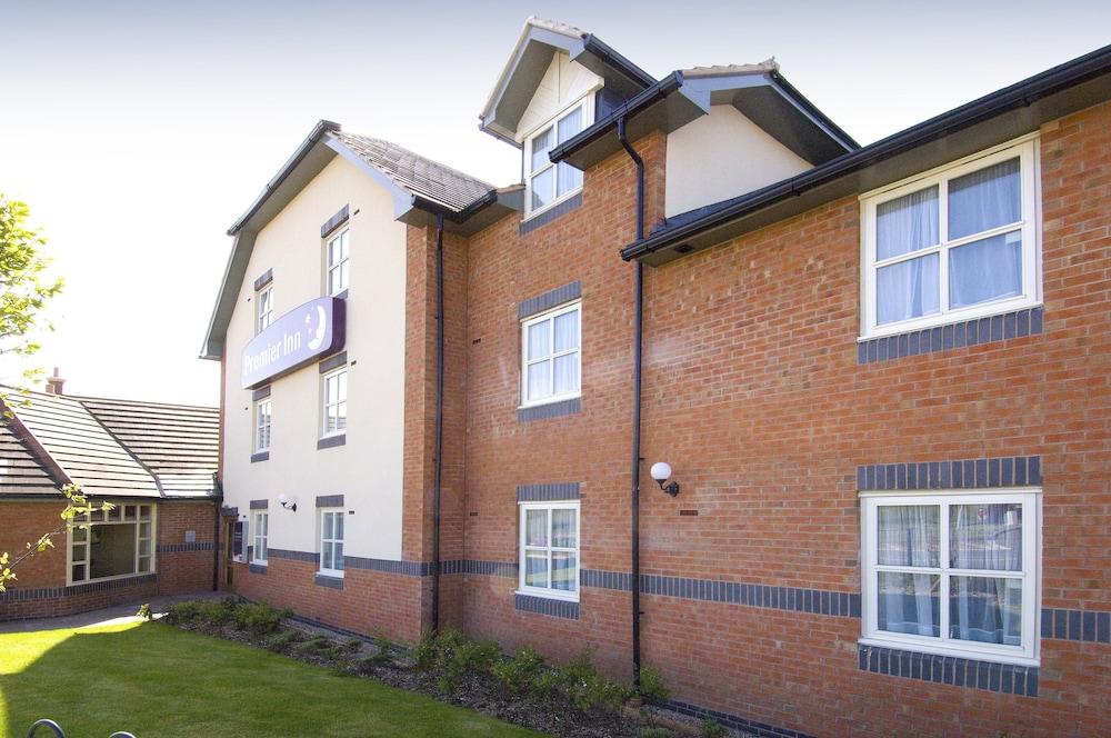 Premier Inn Cannock (Orbital) 7/30