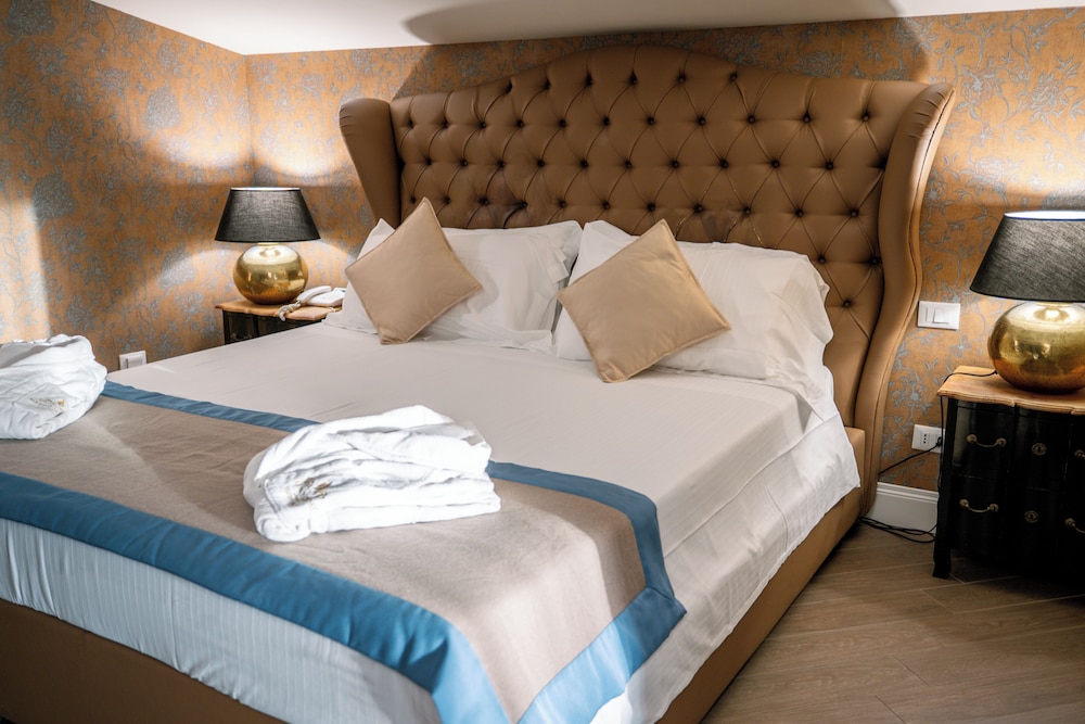 Roof Top, Panoramic, Suite, Double Bed